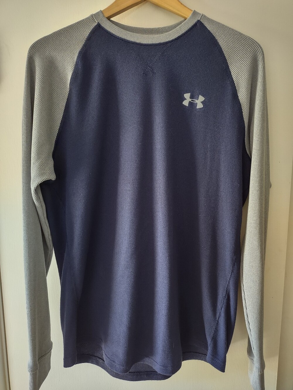 Under Armour Waffle Knit Thermal Shirt Men's Medium Blue Gray Raglan Crew Neck